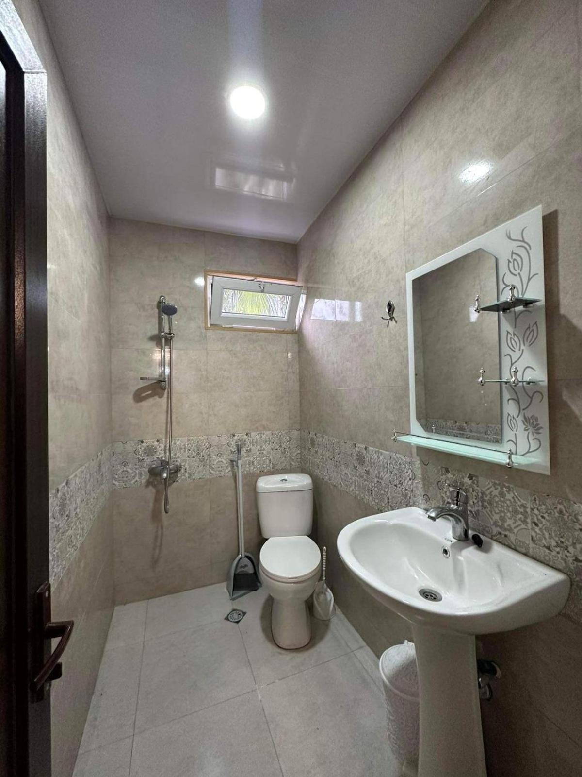 Shota Apartment Batumi Esterno foto